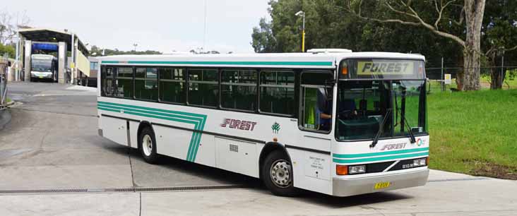 Forest Coach Lines Volvo B10M Custom 210 8724